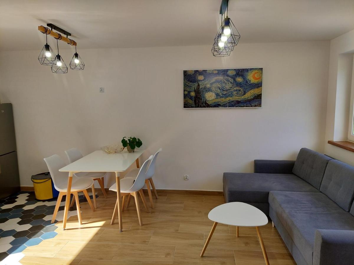 Hexagon Honey House+ Prywatna Plaza+jezioro+ Stawy+ Gospodarstwo+ Pasieka Srokowo